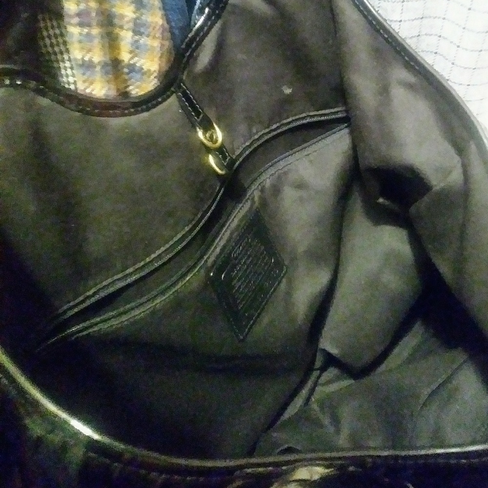 Authentic Coach Signature Tote - Picture 4 of 6
